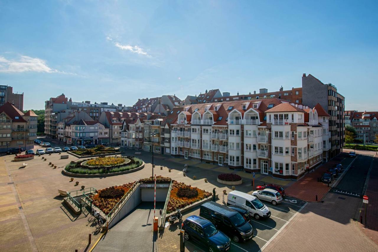 Duplex Apartment With Terrace - Next To The Beach Knokke-Heist Esterno foto